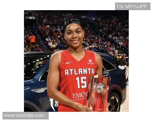 芝加哥天空女篮对决菲尼克斯水星精彩赛况回顾与分析 芝加哥天空女篮对决菲尼克斯水星精彩赛况回顾与分析